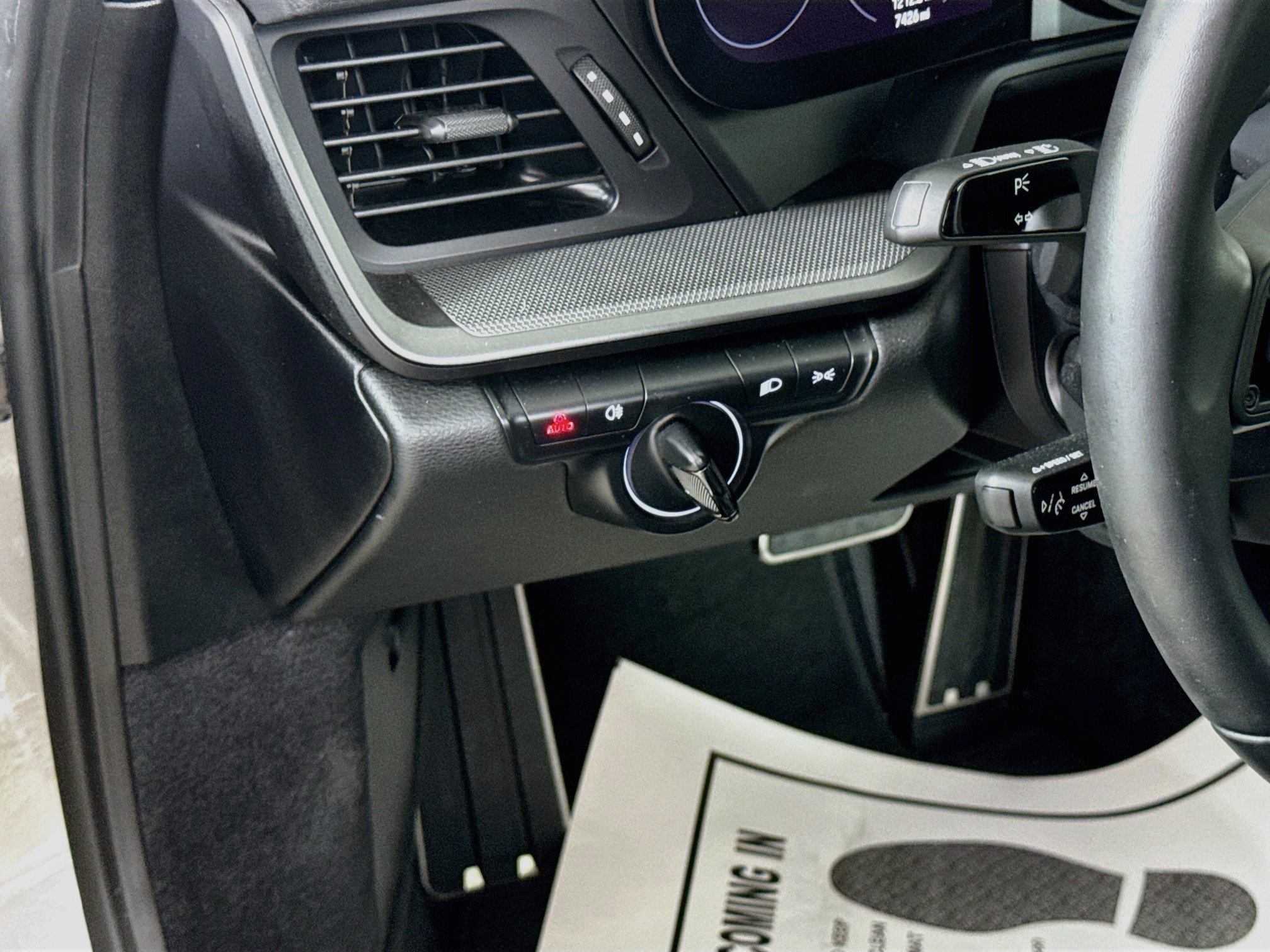 Certified 2022 Porsche 911 Carrera RWD image 13