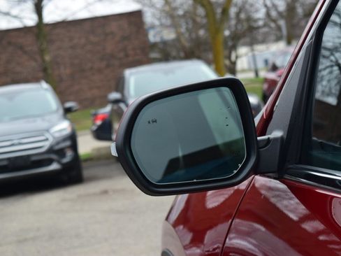 Used 2025 Buick Enclave Preferred w/ LPO, Floor Liner Package image 10