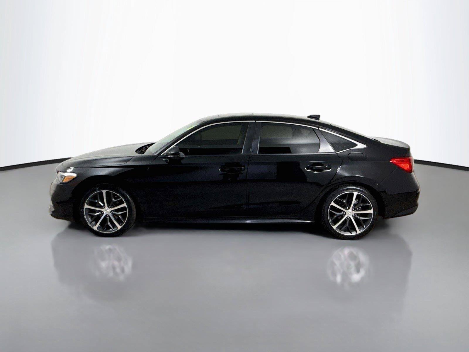 Certified 2024 Honda Civic Touring image 8
