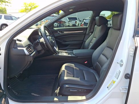Used 2022 Honda Accord Sport image 13