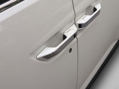Used 2015 Honda Odyssey EX-L image 17