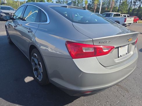 Used 2023 Chevrolet Malibu LT image 4