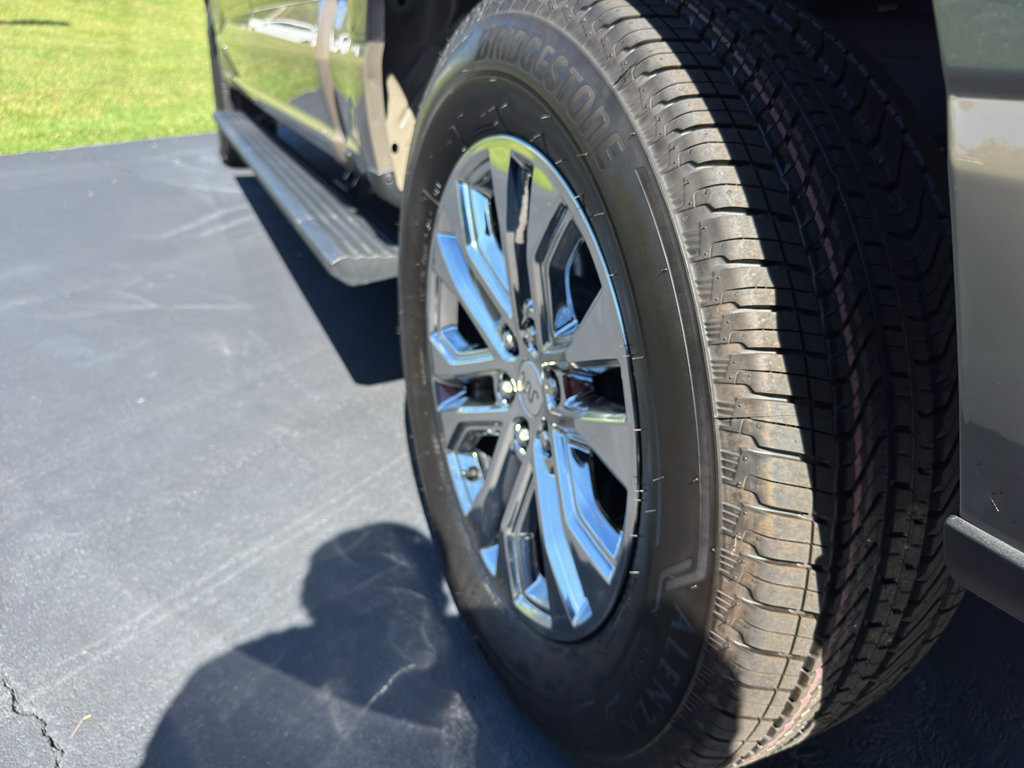 Used 2025 Ford F150 King Ranch AWD/4WD image 8