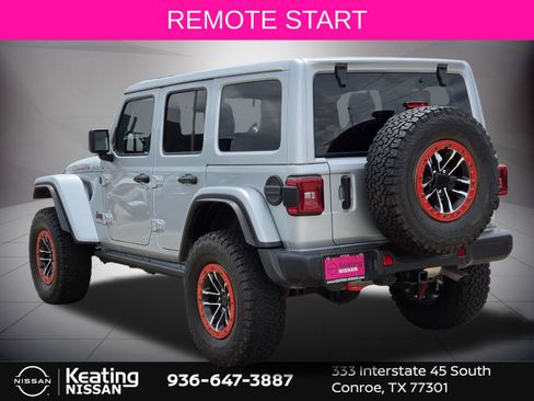 Used 2024 Jeep Wrangler Unlimited Rubicon AWD/4WD image 5