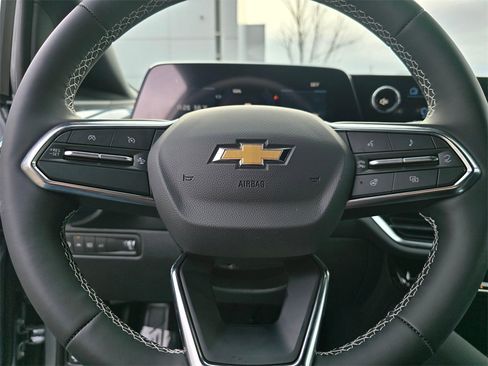 New 2026 Chevrolet Equinox EV LT image 27