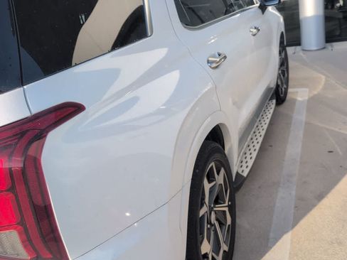 Used 2022 Hyundai Palisade Calligraphy FWD image 2