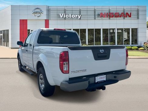 Used 2019 Nissan Frontier S RWD image 5