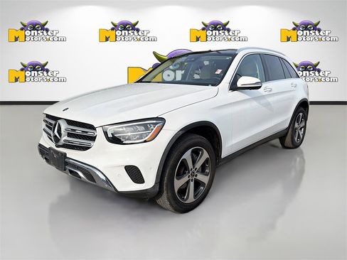 Used 2022 Mercedes-Benz GLC 300 4MATIC image 1