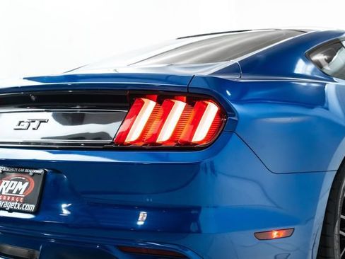 Used 2017 Ford Mustang GT w/ GT Performance Package RWD image 14