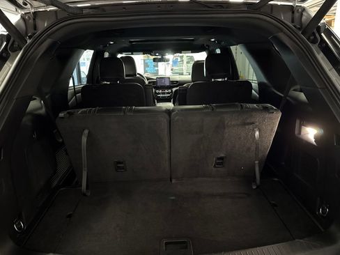 Used 2023 Ford Explorer ST-Line w/ Class IV Trailer Tow Package AWD/4WD image 30