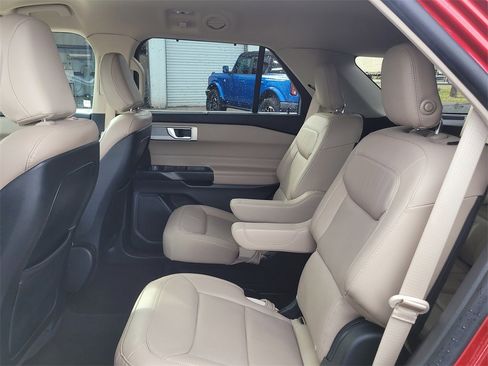 Certified 2020 Ford Explorer Limited image 13
