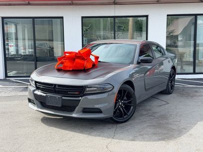 Used 2018 Dodge Charger SXT w/ Blacktop Package