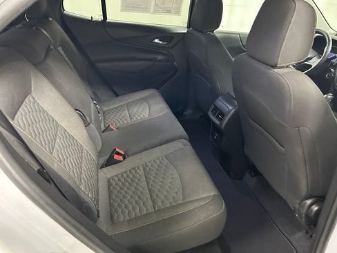 Used 2019 Chevrolet Equinox LT w/ Driver Convenience Package FWD image 14