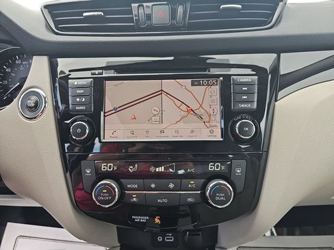 Used 2022 Nissan Rogue Sport SL AWD/4WD image 22