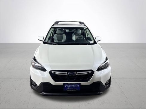 Certified 2022 Subaru Crosstrek 2.0i Premium w/ Moonroof Package image 3