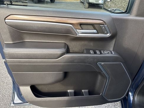 Used 2022 Chevrolet Silverado 1500 LT image 10