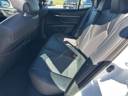 Used 2020 Toyota Camry SE image 31