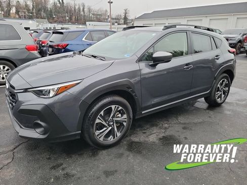 Used 2024 Subaru Crosstrek 2.0i Premium w/ Crosstrek Mirror Package AWD/4WD image 3