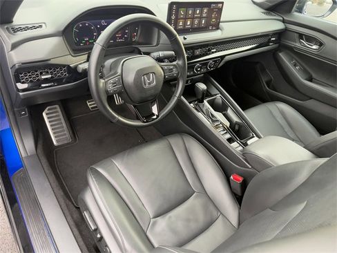 Used 2024 Honda Accord Sport image 13
