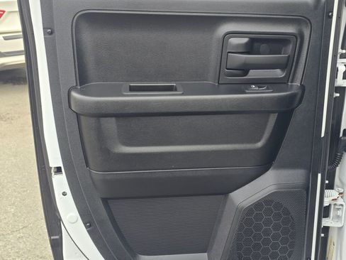 Used 2014 RAM 1500 Express image 26