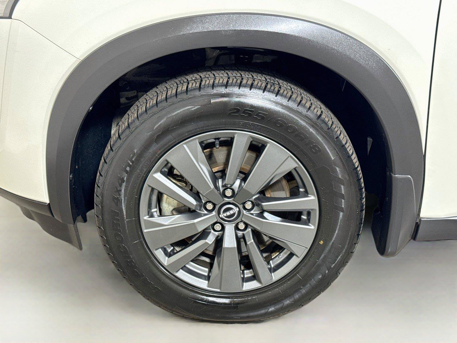 Used 2022 Nissan Pathfinder SV FWD image 29