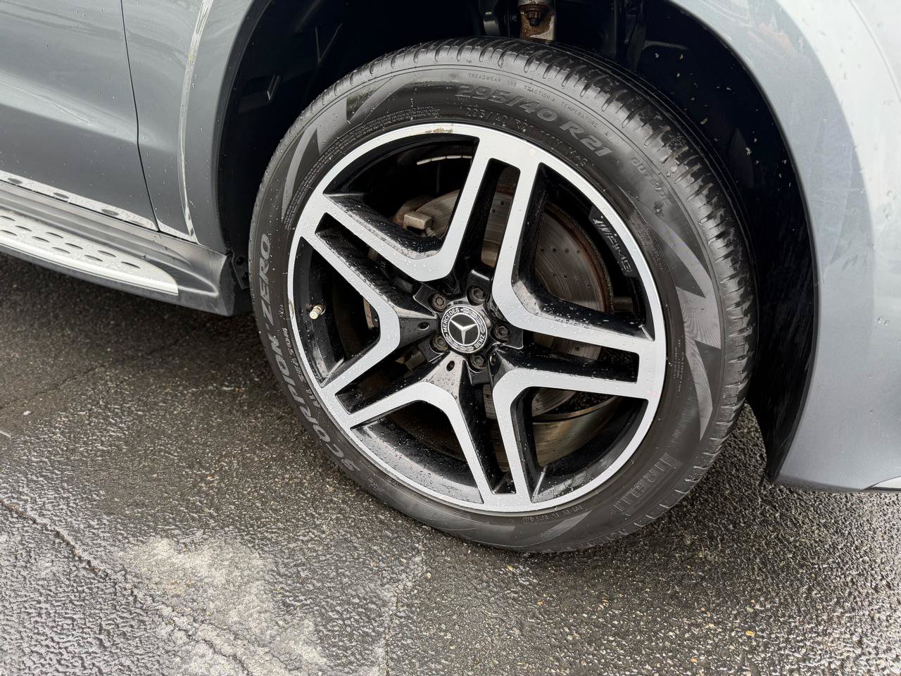 Used 2018 Mercedes-Benz GLS 550 4MATIC image 25
