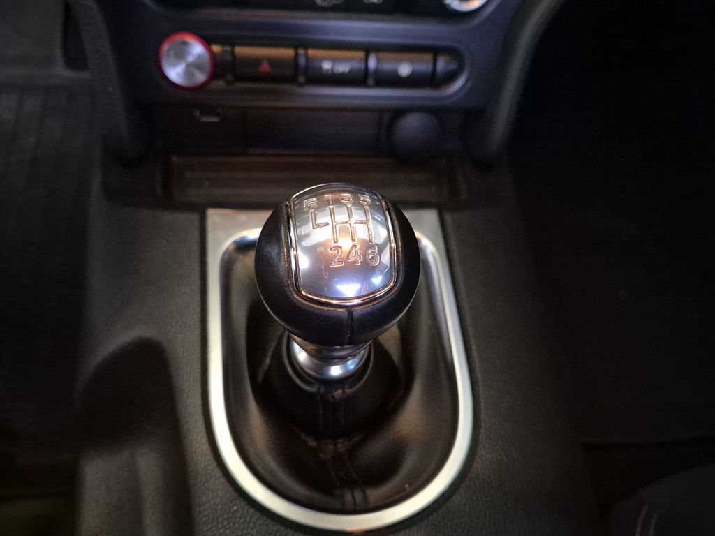 Used 2021 Ford Mustang GT RWD image 31