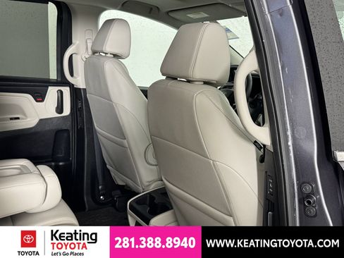 Used 2025 Honda Odyssey EX-L image 19