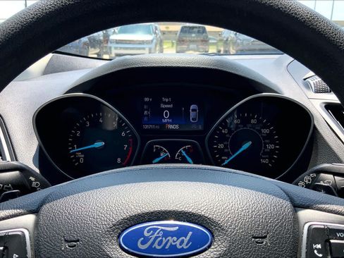 Used 2017 Ford Escape SE FWD image 26