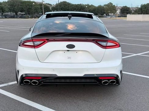 Used 2019 Kia Stinger GT2 RWD image 6