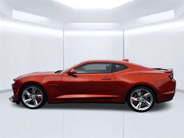 Used 2022 Chevrolet Camaro SS RWD image 8