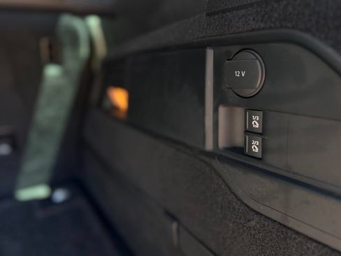 Used 2014 Volkswagen Touareg VR6 AWD/4WD image 63