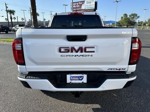 Used 2026 GMC Canyon AT4X image 5