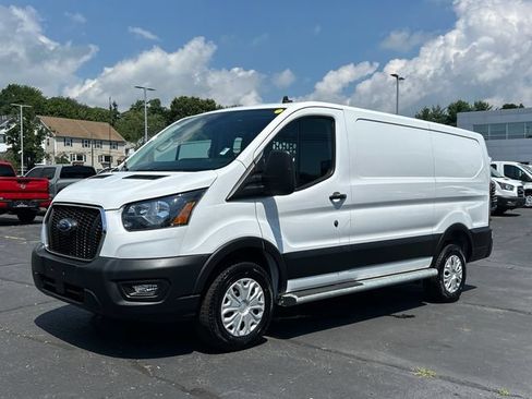 Used 2025 Ford Transit 250 Low Roof w/ Exterior Upgrade Package RWD image 5