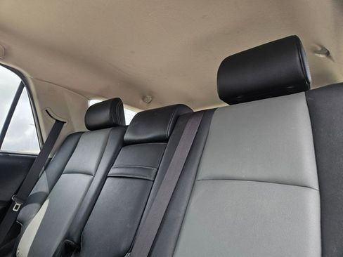 Used 2017 Toyota 4Runner SR5 Premium image 12