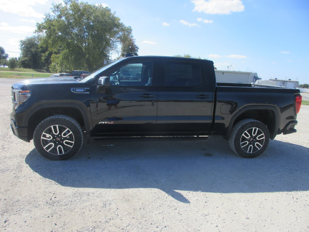 New 2026 GMC Sierra 1500 AT4 w/ AT4 Premium Package AWD/4WD image 9