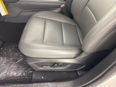 New 2025 Ford Explorer Active w/ Active Comfort Package image 16