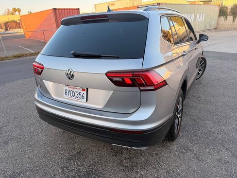 Used 2021 Volkswagen Tiguan S FWD image 17
