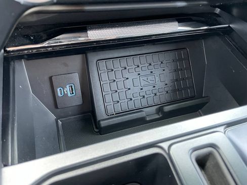 Used 2023 Ford F150 Lariat w/ Equipment Group 502A High AWD/4WD image 12