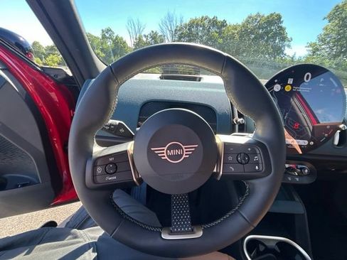 Used 2025 MINI Cooper Countryman S w/ Comfort Package Max AWD/4WD image 14