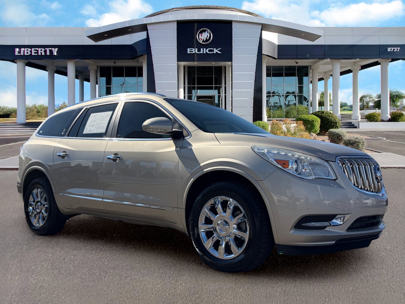 Used 2015 Buick Enclave Leather FWD image 2