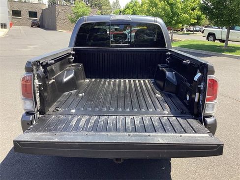 Certified 2023 Toyota Tacoma TRD Sport image 27