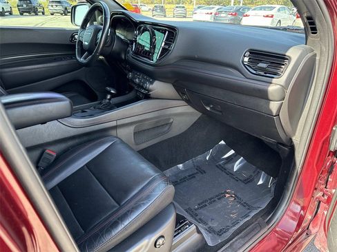 Used 2023 Dodge Durango GT image 31