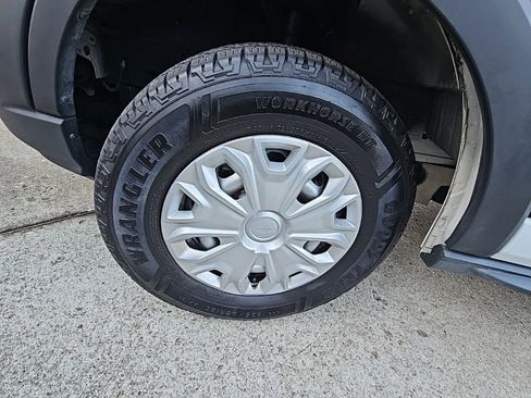 Used 2022 Ford E-Transit Low Roof w/ Load Area Protection Package image 29