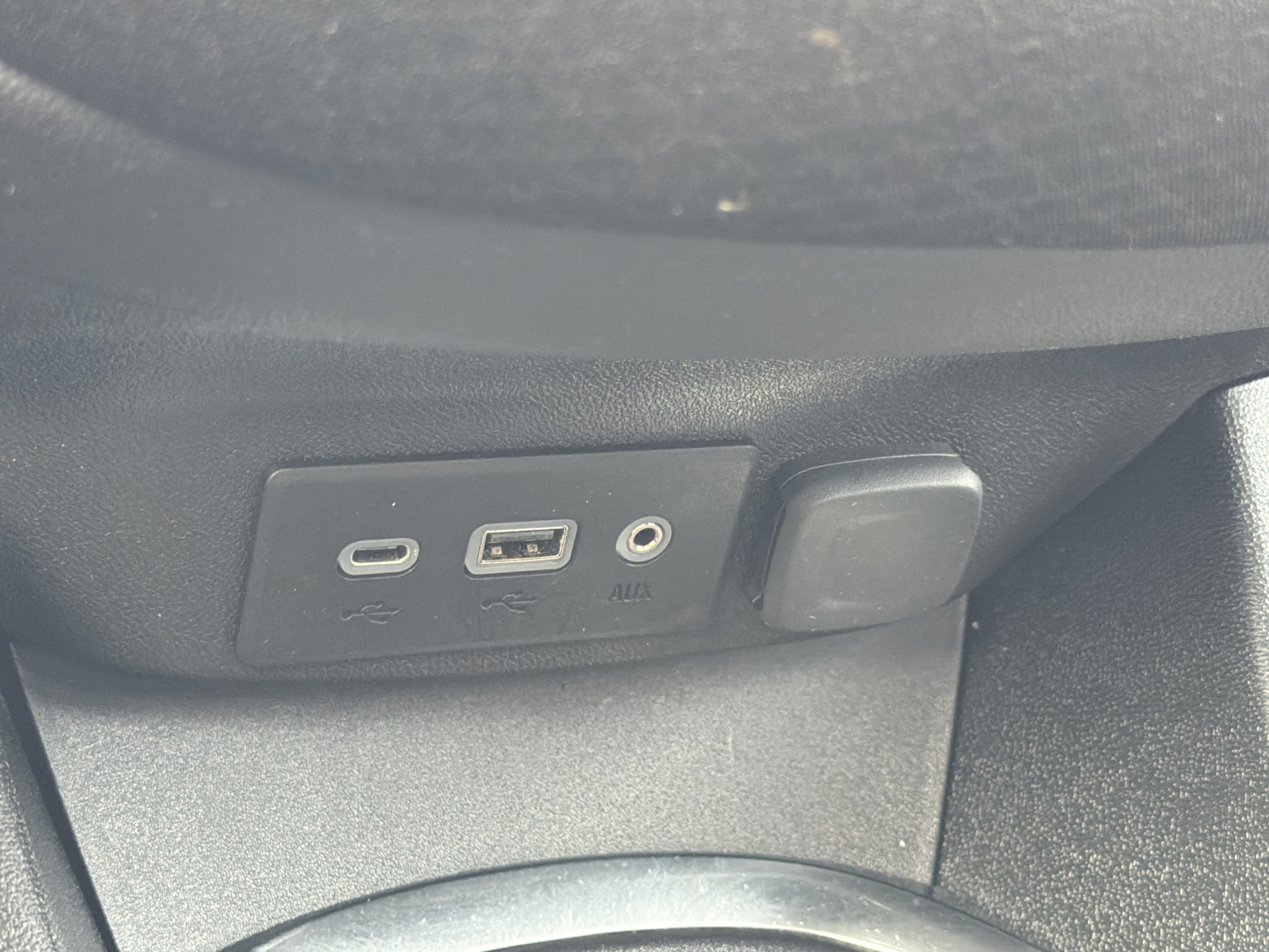 Used 2025 Chevrolet Malibu LT FWD image 19