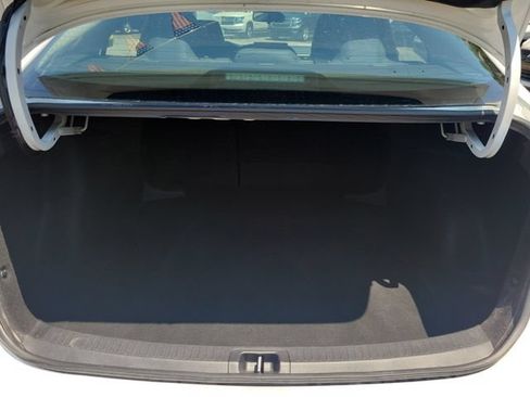 Used 2023 Toyota Corolla LE w/ LE Convenience Package FWD image 29