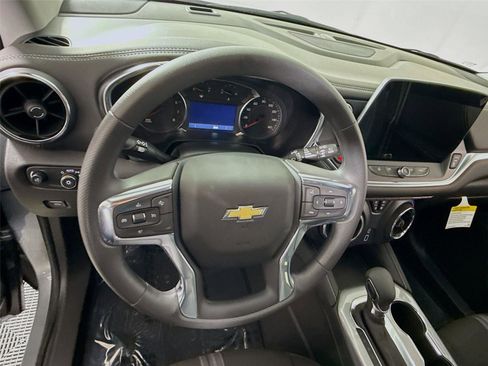 New 2026 Chevrolet Blazer LT AWD/4WD image 5