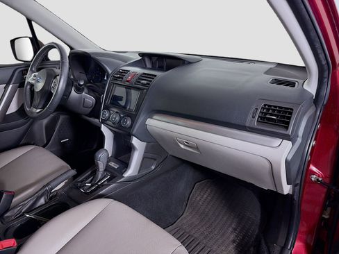 Used 2015 Subaru Forester 2.5i Touring w/ Eyesight & Navigation System AWD/4WD image 32