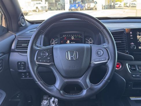 Used 2022 Honda Passport TrailSport image 23