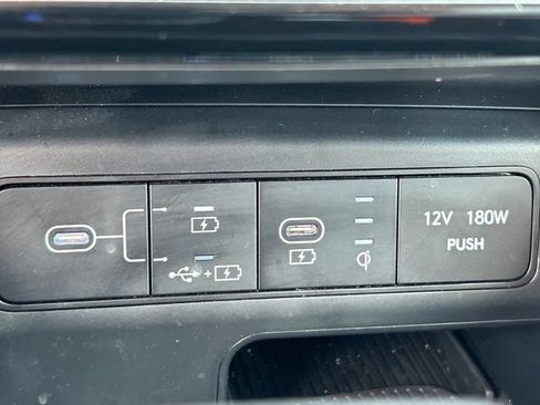 Used 2025 Hyundai Tucson SEL FWD image 17
